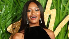 Naomi Campbell paparazzi snimili u bikiniju, 54-godišnja manekenka izgleda nevjerovatno