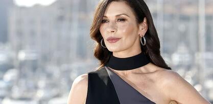 Catherine Zeta-Jones proslavila 55. rođendan i objavila fotografiju na kojoj je potpuno gola